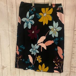 Who What Wear Women’s Floral below the knee skirt,Size 8,Used